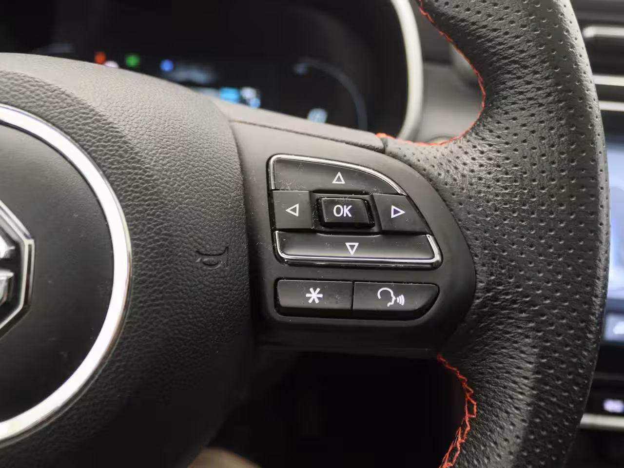 MG MG ZS EV Standard Range Luxury 50 kWh | Apple Carplay/Android Auto | Panoramadak | Lederen Bekledin