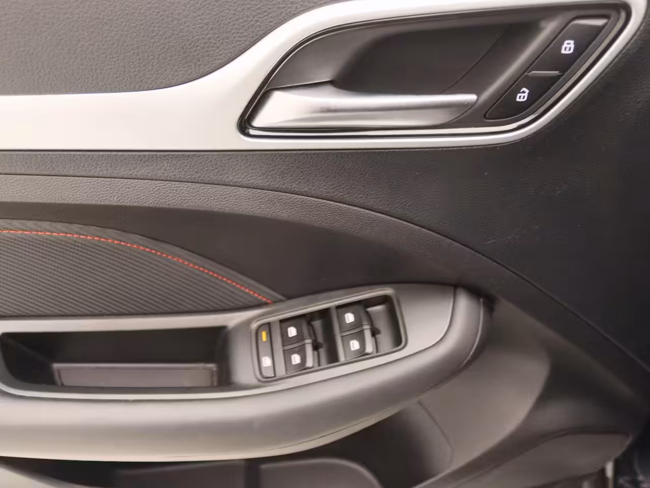 MG MG ZS EV Standard Range Luxury 50 kWh | Apple Carplay/Android Auto | Panoramadak | Lederen Bekledin