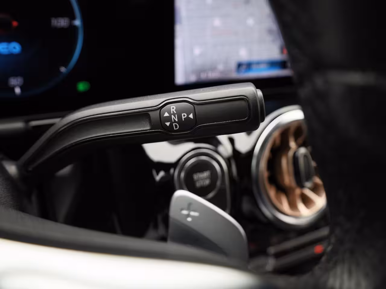 Mercedes-Benz EQA 250+ Luxury Line | NAVIGATIE | STOELVERWARMING | CAMERA | SFEERVERLICHTING |