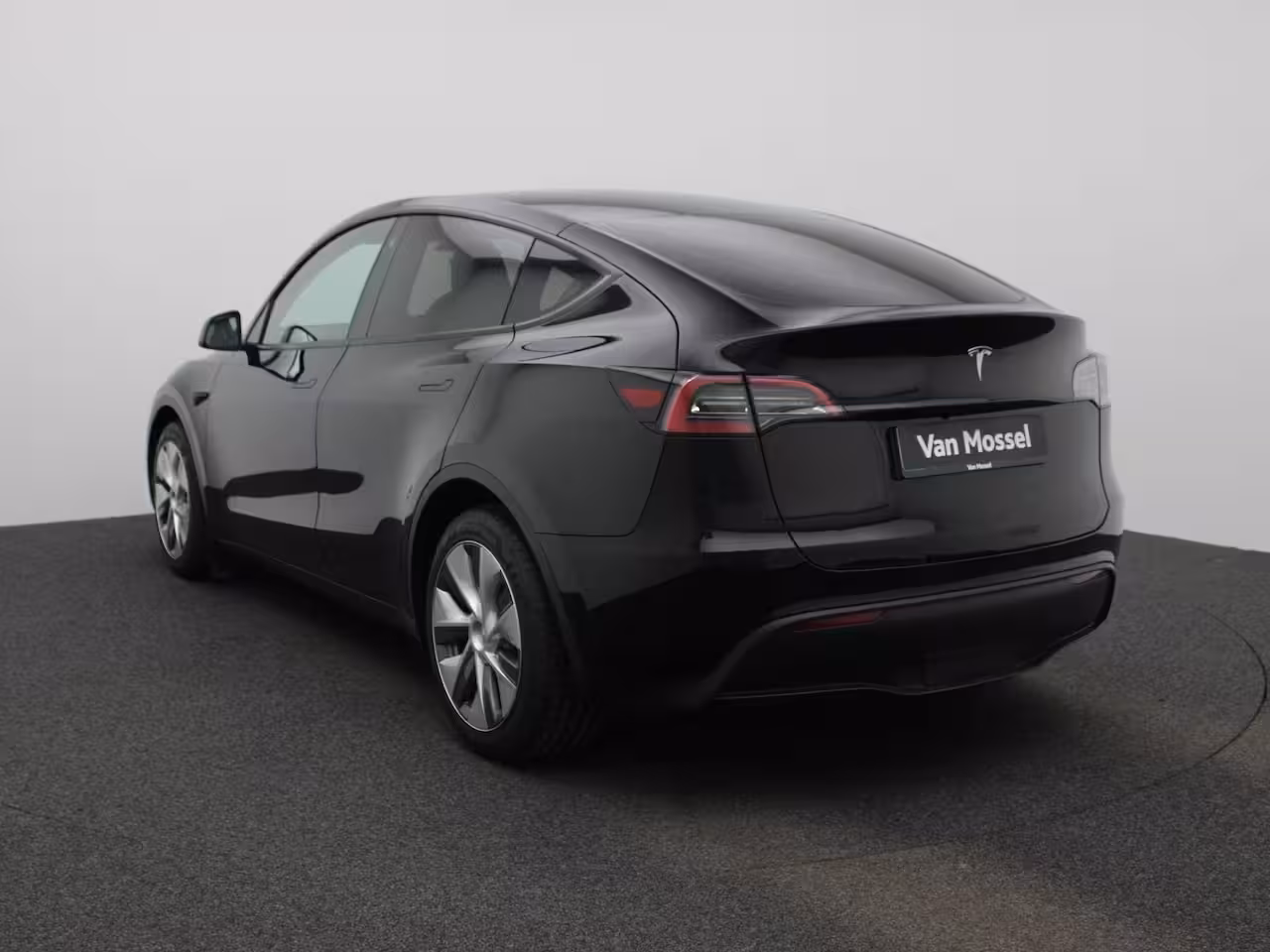 Tesla Model Y Long Range AWD 75 kWh | PANODAK | AFNEEMBARE TREKHAAK | STOEL-STUURWIELVERWARMING | LEER |