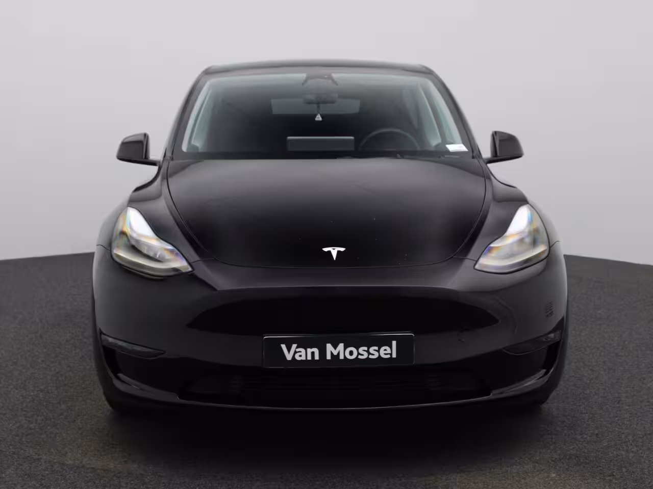 Tesla Model Y Long Range AWD 75 kWh | PANODAK | AFNEEMBARE TREKHAAK | STOEL-STUURWIELVERWARMING | LEER |
