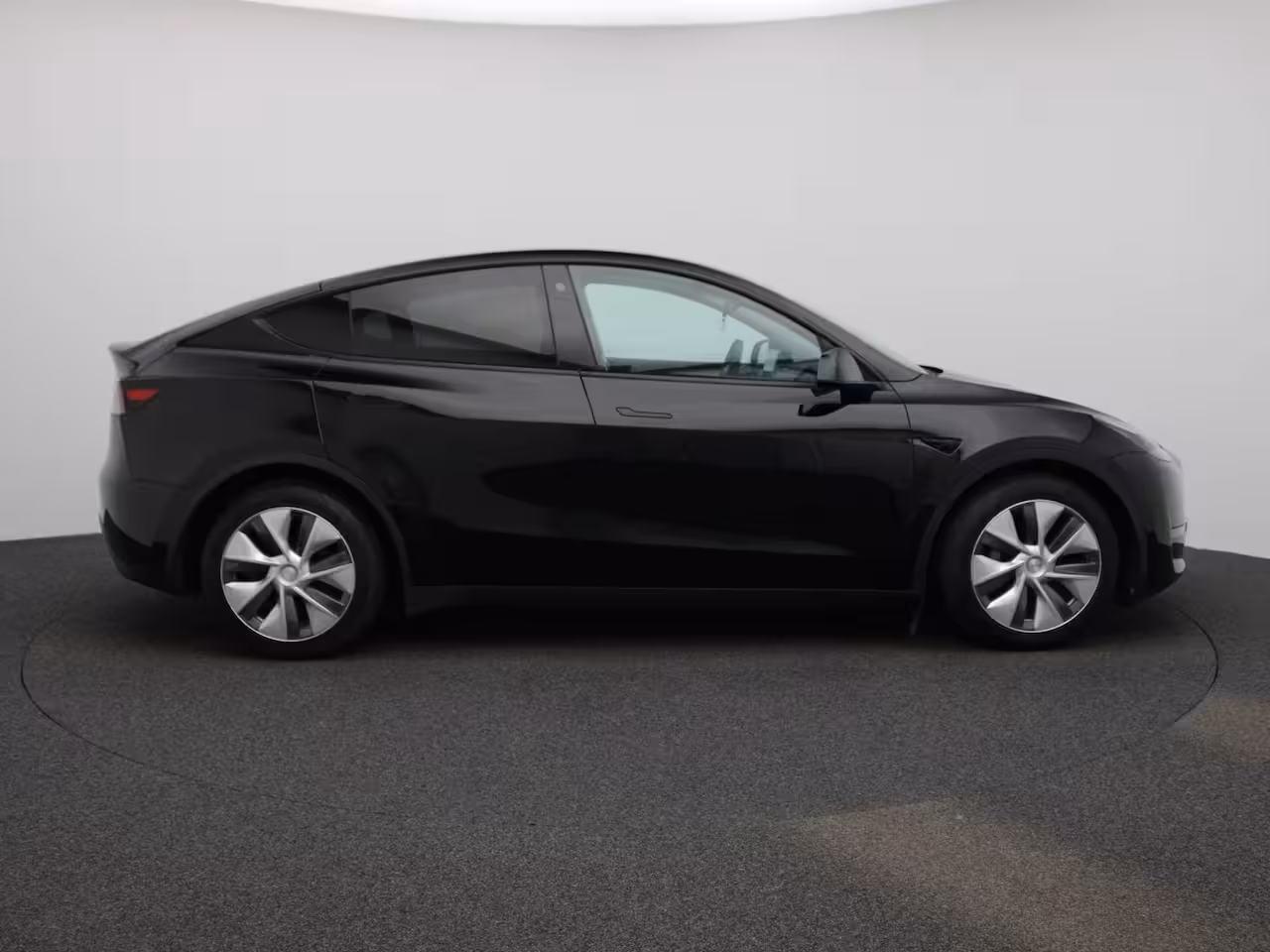 Tesla Model Y Long Range AWD 75 kWh | PANODAK | AFNEEMBARE TREKHAAK | STOEL-STUURWIELVERWARMING | LEER |
