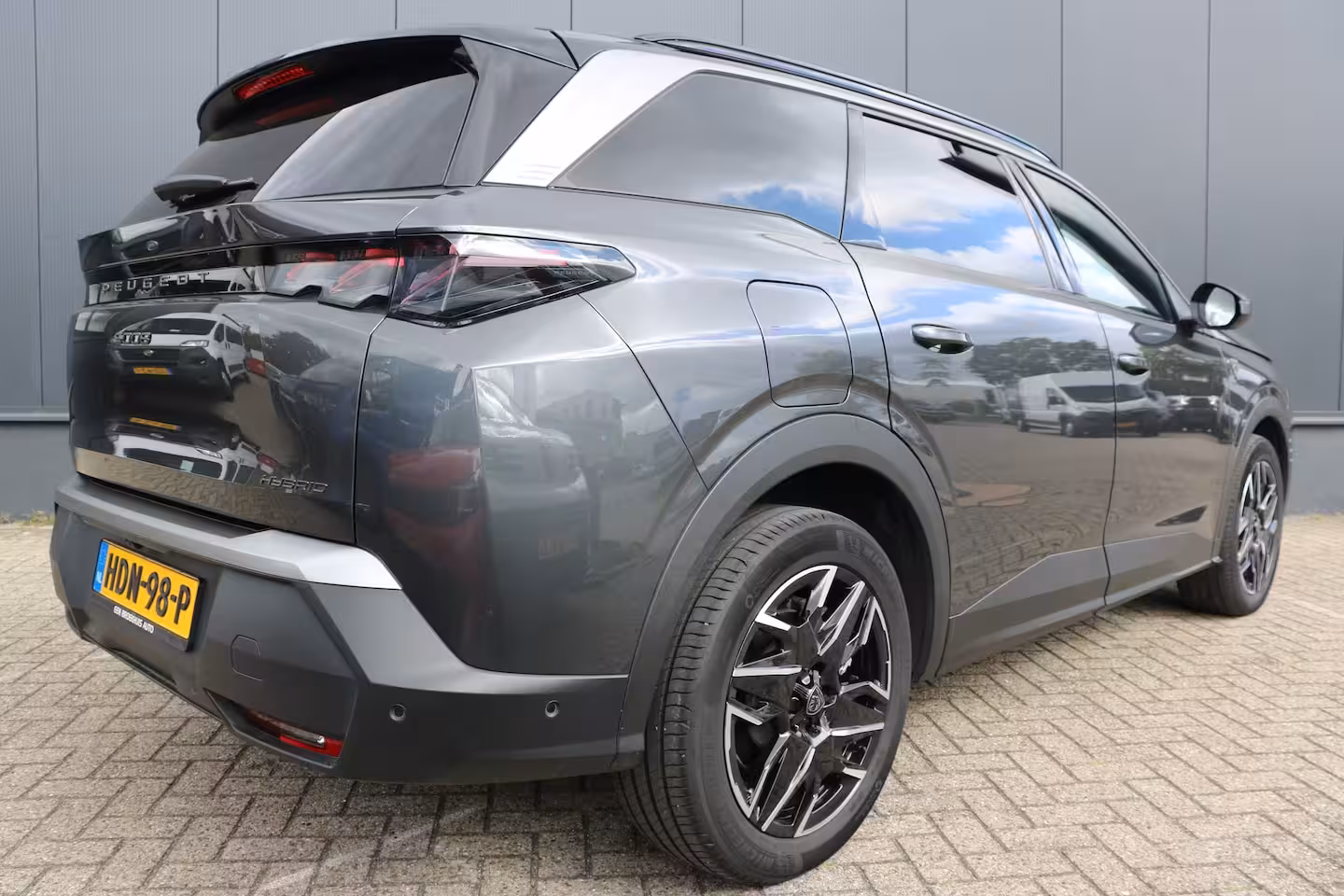 Peugeot 5008 1.2 Hybrid 136 GT 7p | Schuif kanteldak | Alcantara | 360 Pakket | | Panoramadak | Rondomz