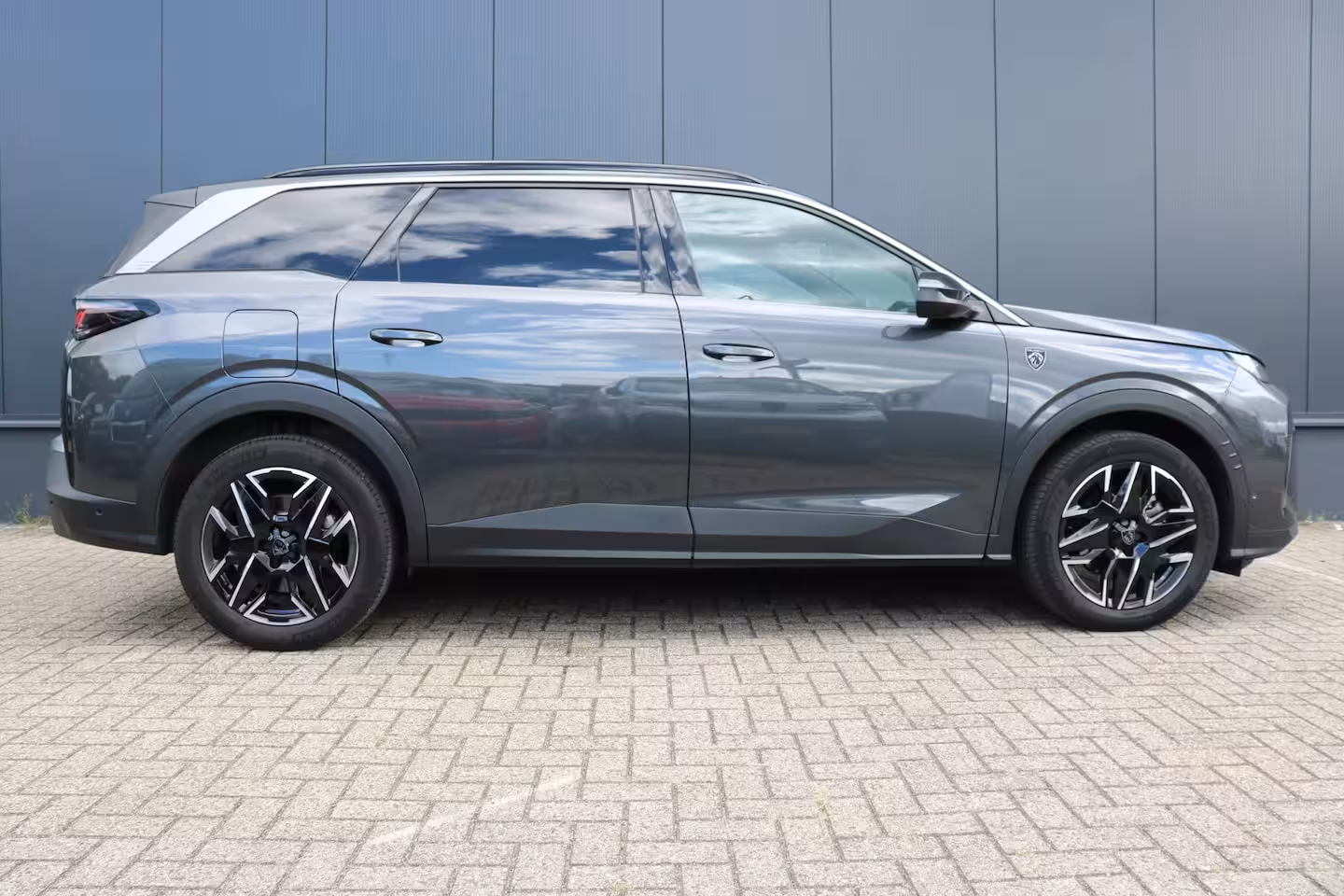 Peugeot 5008 1.2 Hybrid 136 GT 7p | Schuif kanteldak | Alcantara | 360 Pakket | | Panoramadak | Rondomz