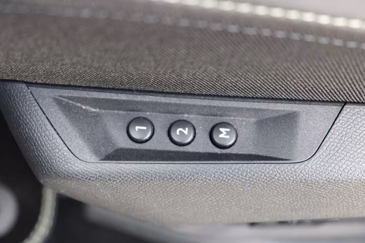 Peugeot 5008 1.2 Hybrid 136 GT 7p | Schuif kanteldak | Alcantara | 360 Pakket | | Panoramadak | Rondomz