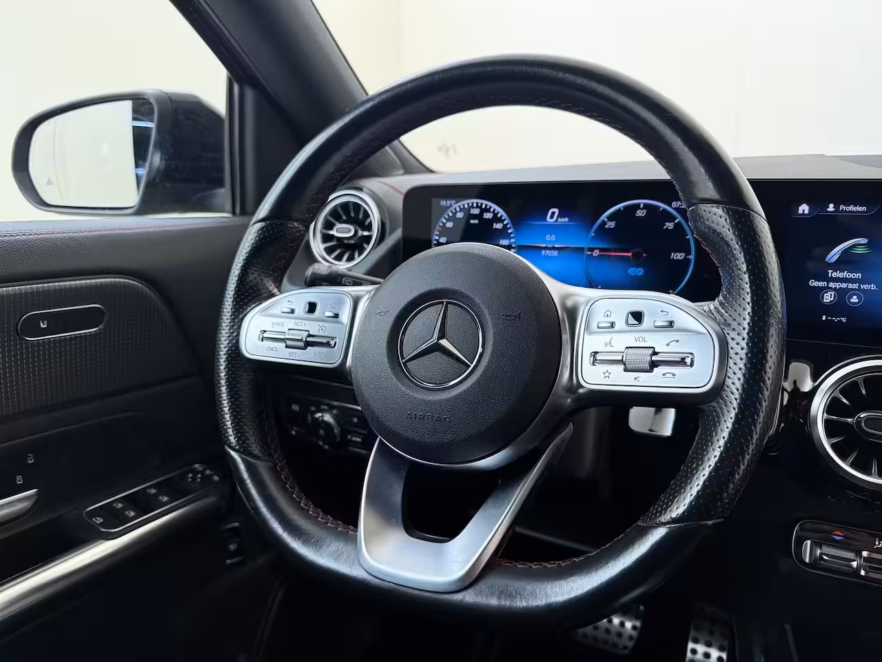 Mercedes-Benz EQA 250 Business Solution AMG 67 kWh / Night/ Sfeerverlichting/ 95% SoH