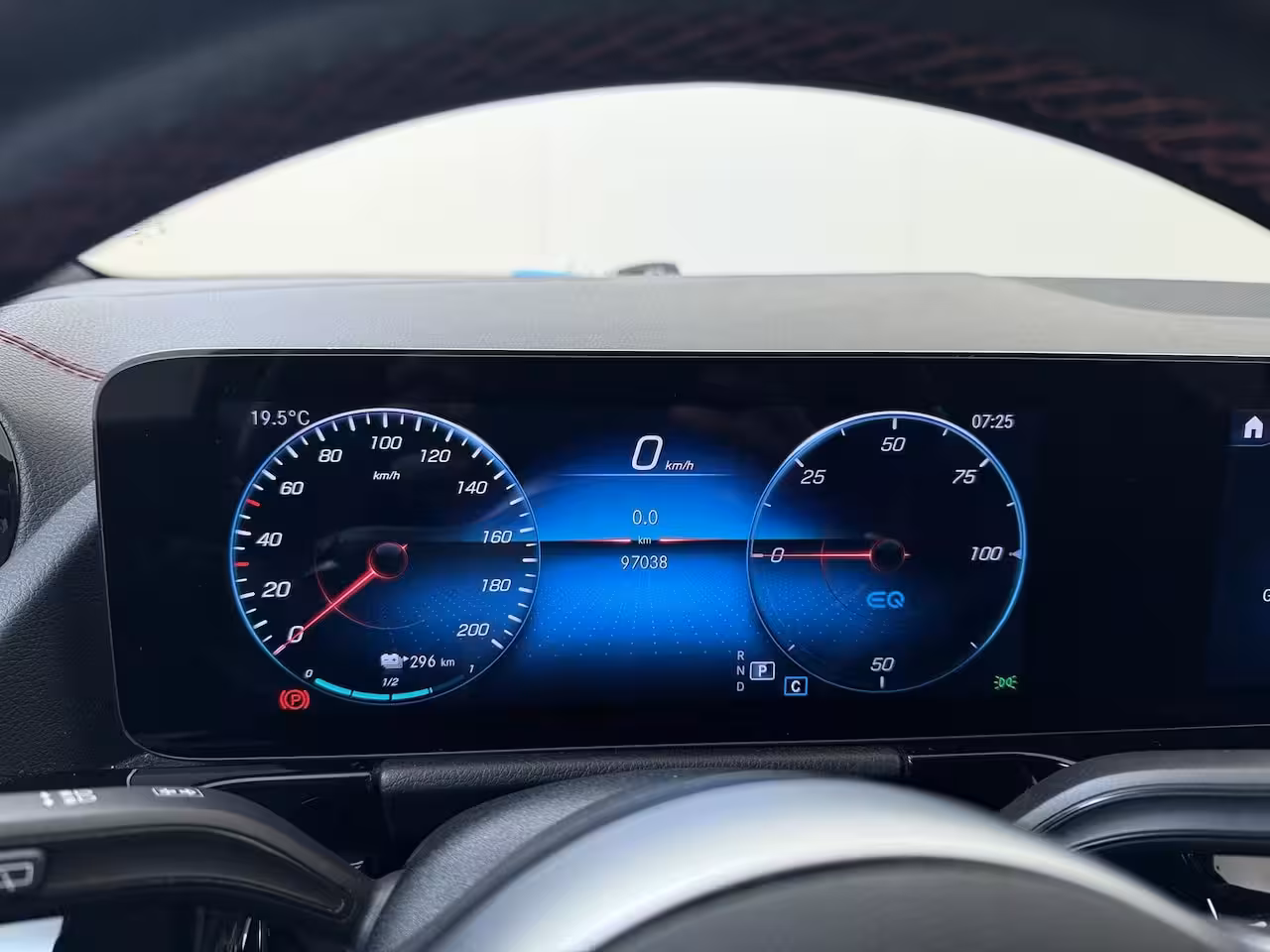 Mercedes-Benz EQA 250 Business Solution AMG 67 kWh / Night/ Sfeerverlichting/ 95% SoH