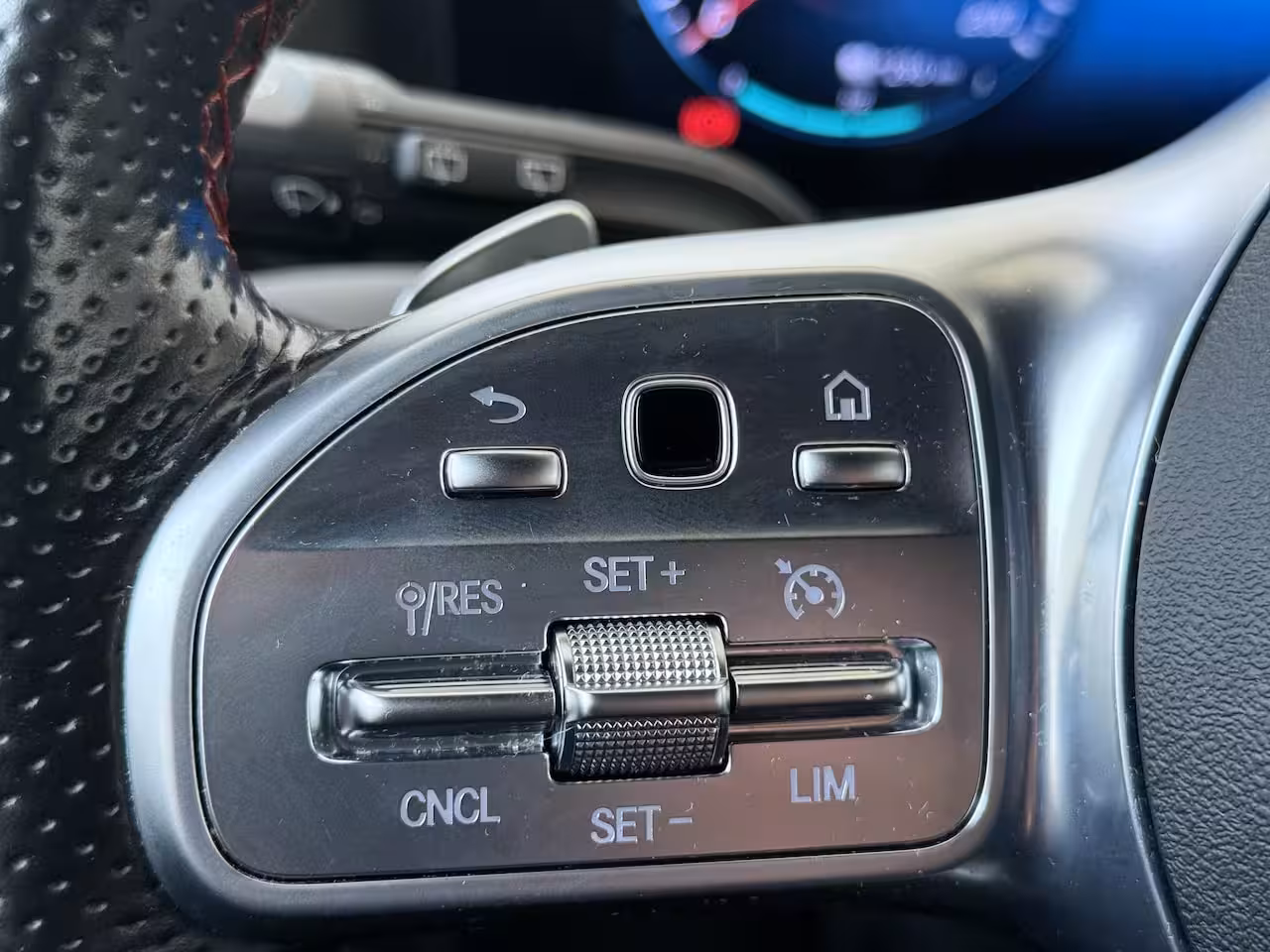 Mercedes-Benz EQA 250 Business Solution AMG 67 kWh / Night/ Sfeerverlichting/ 95% SoH