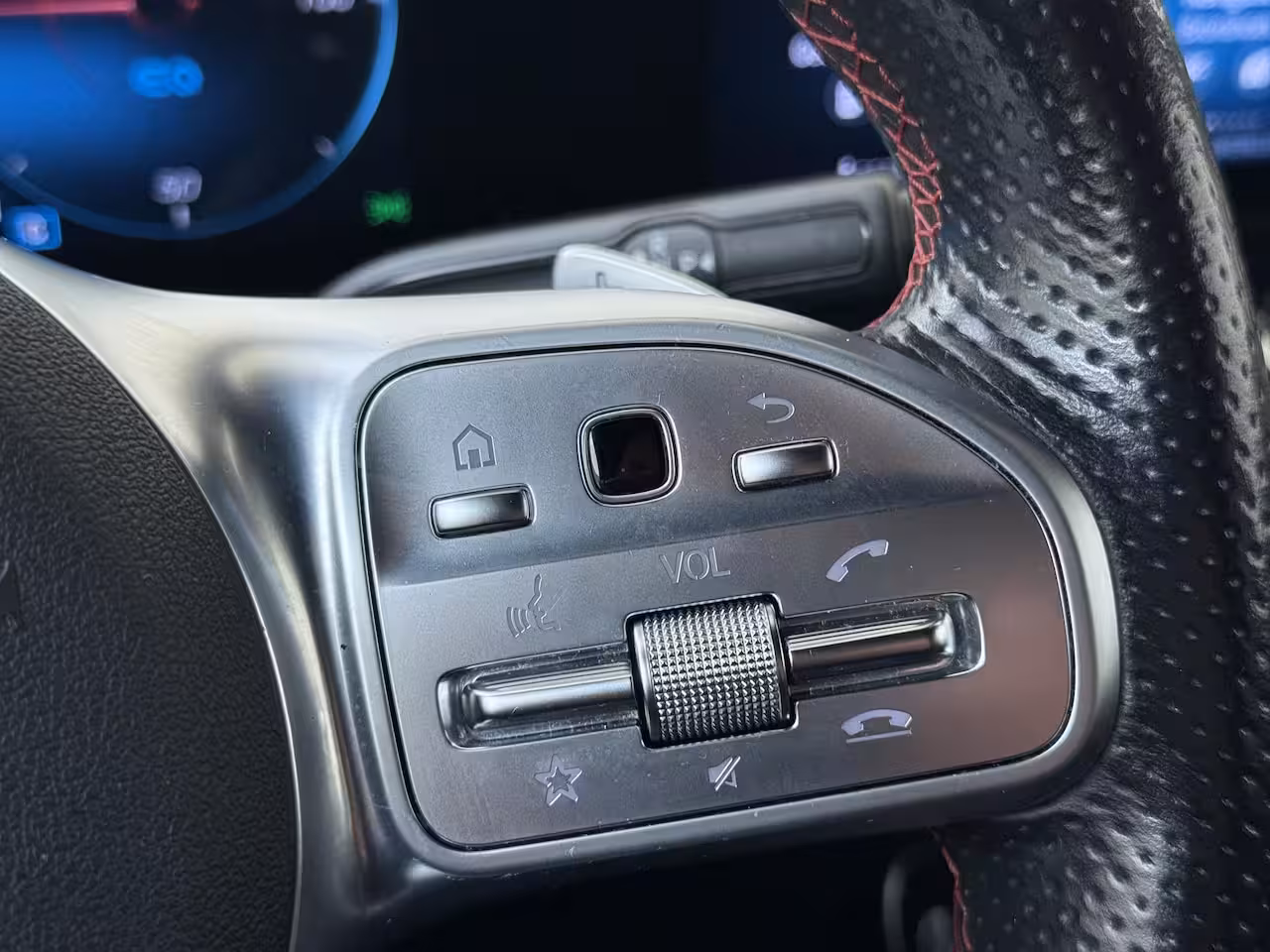 Mercedes-Benz EQA 250 Business Solution AMG 67 kWh / Night/ Sfeerverlichting/ 95% SoH