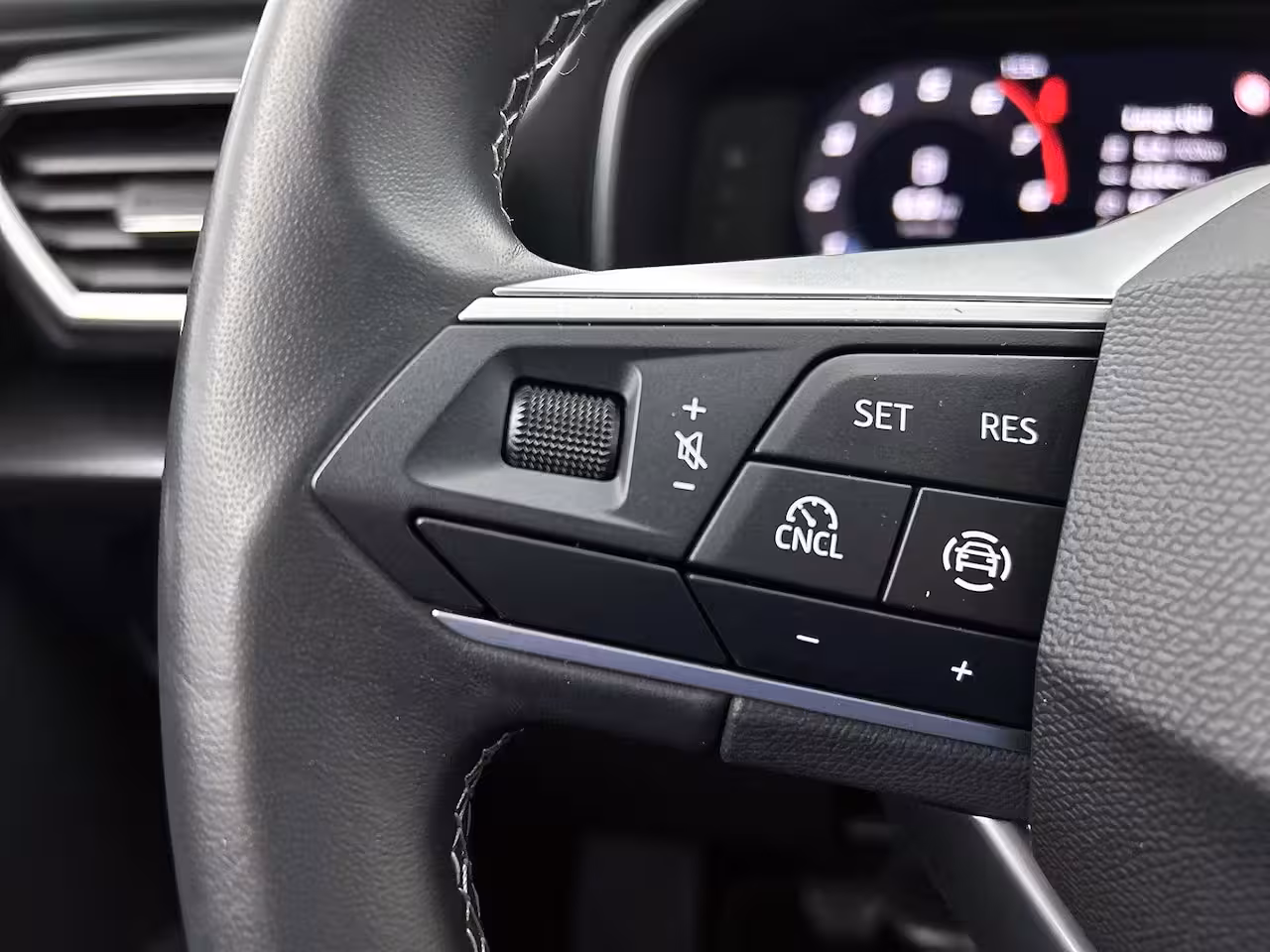 Seat Leon 1.5 TSI Style 115 PK | Parkeersensoren | Climate Control | Apple Carplay & Android Auto |