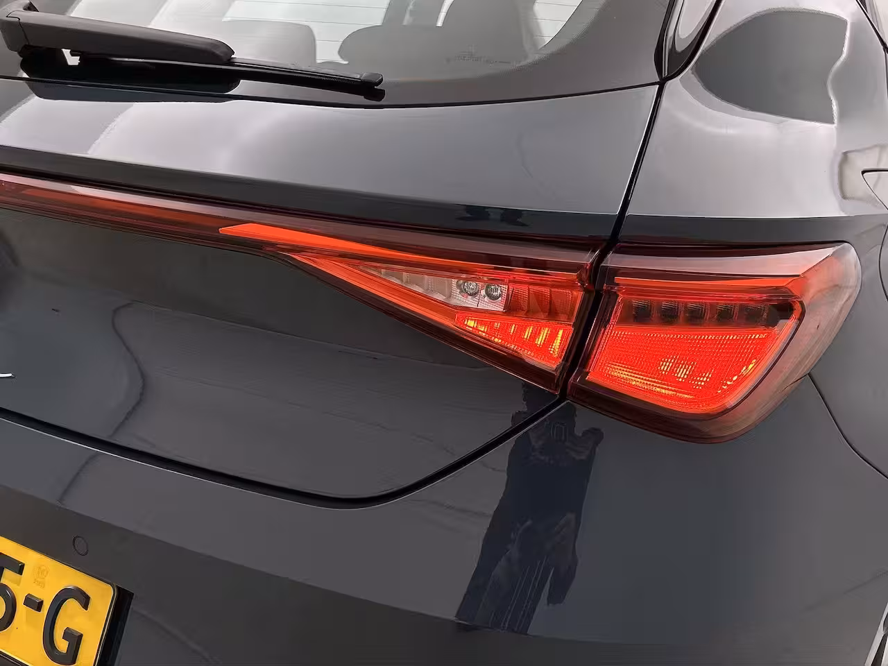 Seat Leon 1.5 TSI Style 115 PK | Parkeersensoren | Climate Control | Apple Carplay & Android Auto |
