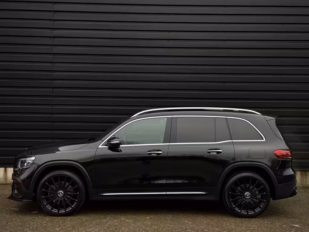 Mercedes-Benz GLB 250 4MATIC AMG 45 PANO|MEMORY|360|DISTRON