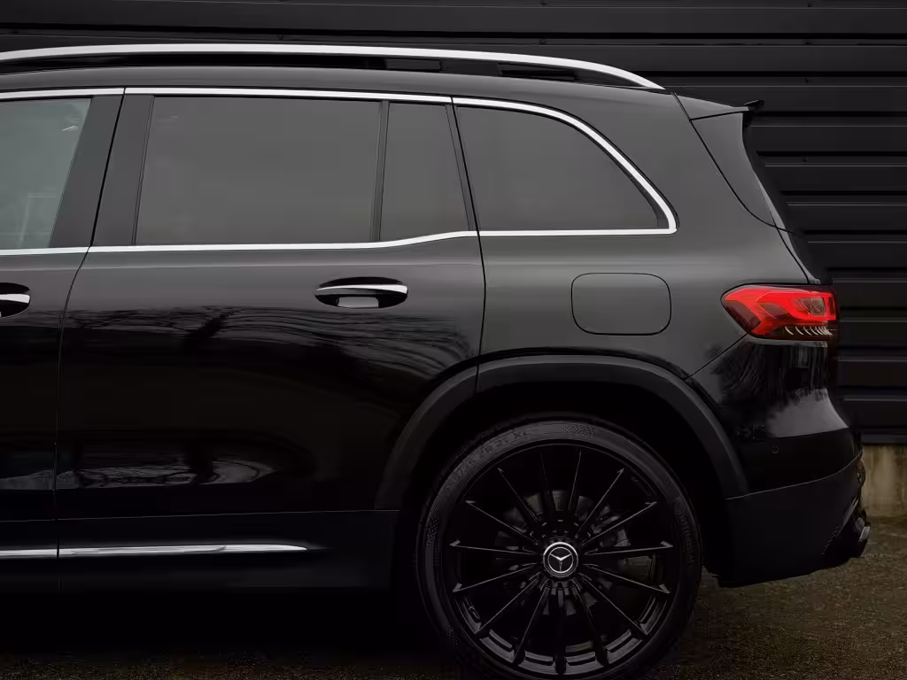 Mercedes-Benz GLB 250 4MATIC AMG 45 PANO|MEMORY|360|DISTRON