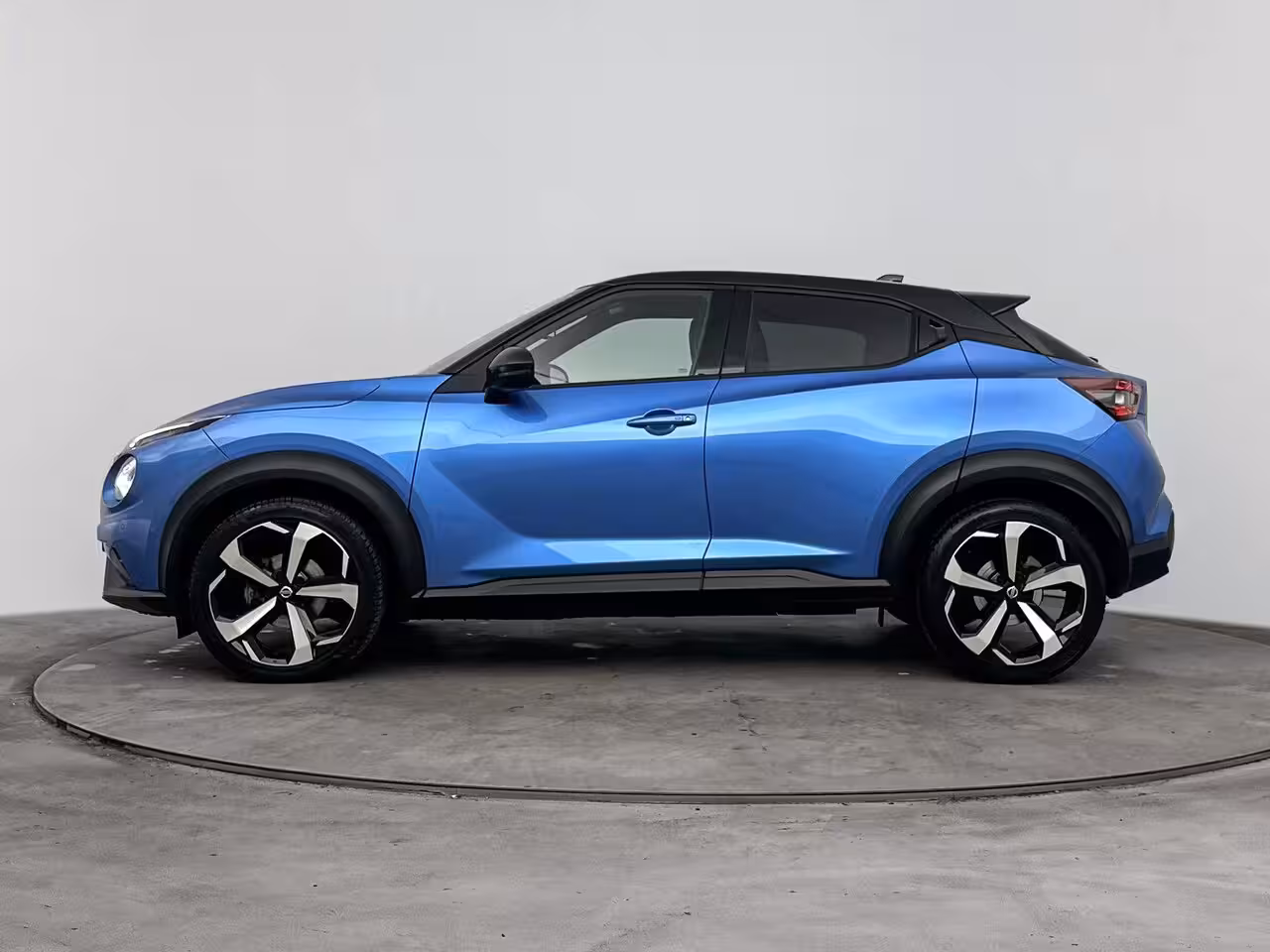 Nissan Juke 1.0 DIG-T Tekna 114PK | Navigatie | BOSE Audio | 360 Graden Camera | Adaptieve Cruise Cont