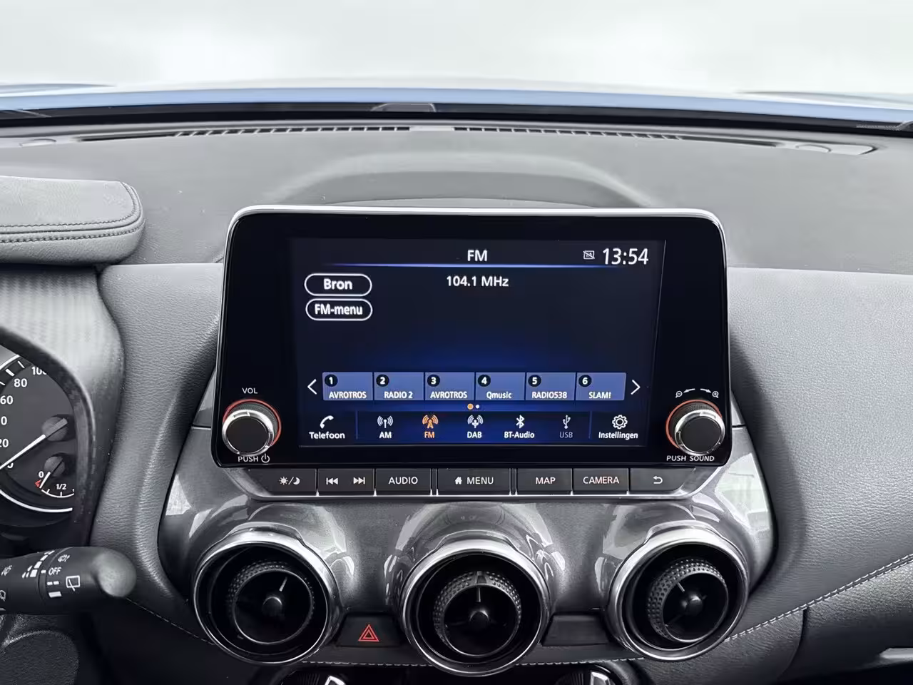 Nissan Juke 1.0 DIG-T Tekna 114PK | Navigatie | BOSE Audio | 360 Graden Camera | Adaptieve Cruise Cont
