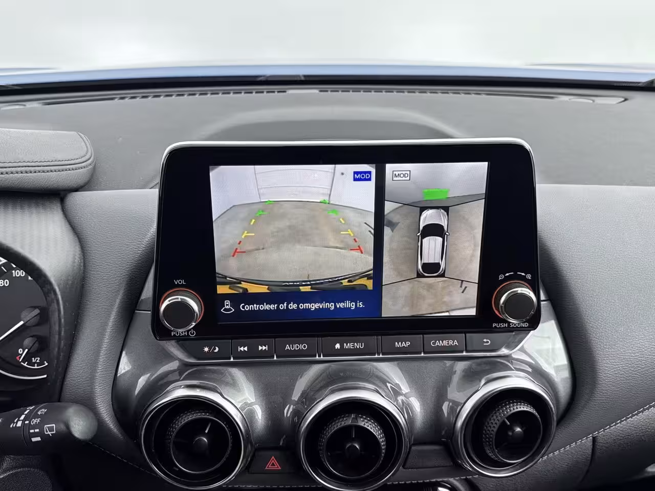 Nissan Juke 1.0 DIG-T Tekna 114PK | Navigatie | BOSE Audio | 360 Graden Camera | Adaptieve Cruise Cont