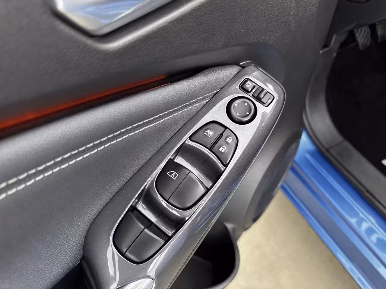 Nissan Juke 1.0 DIG-T Tekna 114PK | Navigatie | BOSE Audio | 360 Graden Camera | Adaptieve Cruise Cont