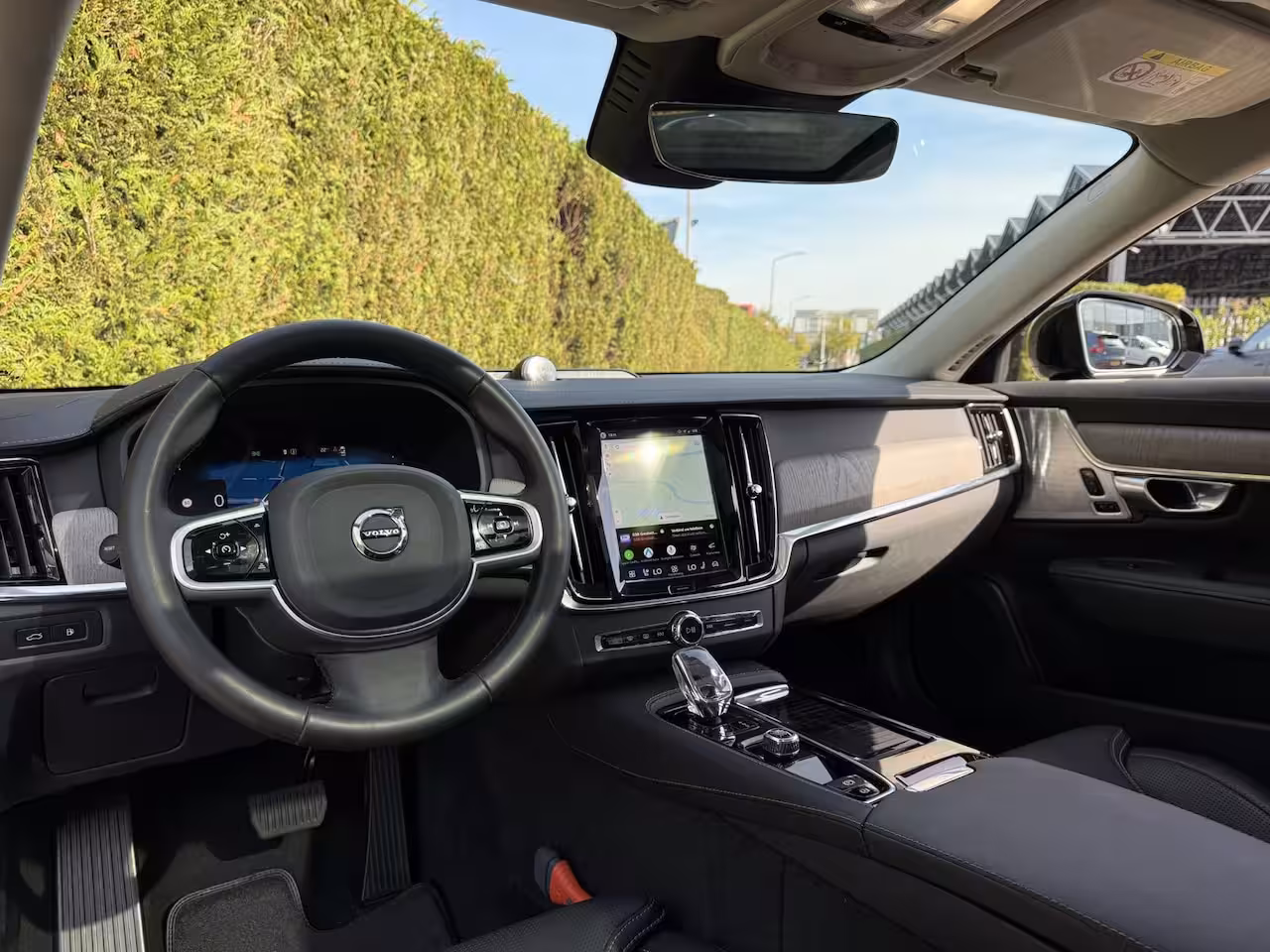 Volvo V90 T8 Plug-in hybrid AWD Ultra Dark