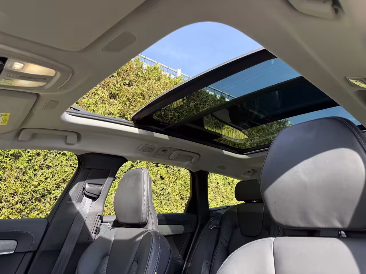 Volvo V90 T8 Plug-in hybrid AWD Ultra Dark