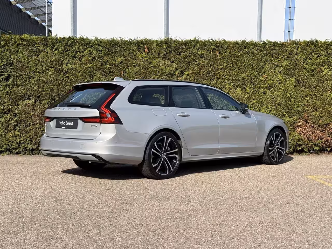 Volvo V90 T8 Plug-in hybrid AWD Ultra Dark