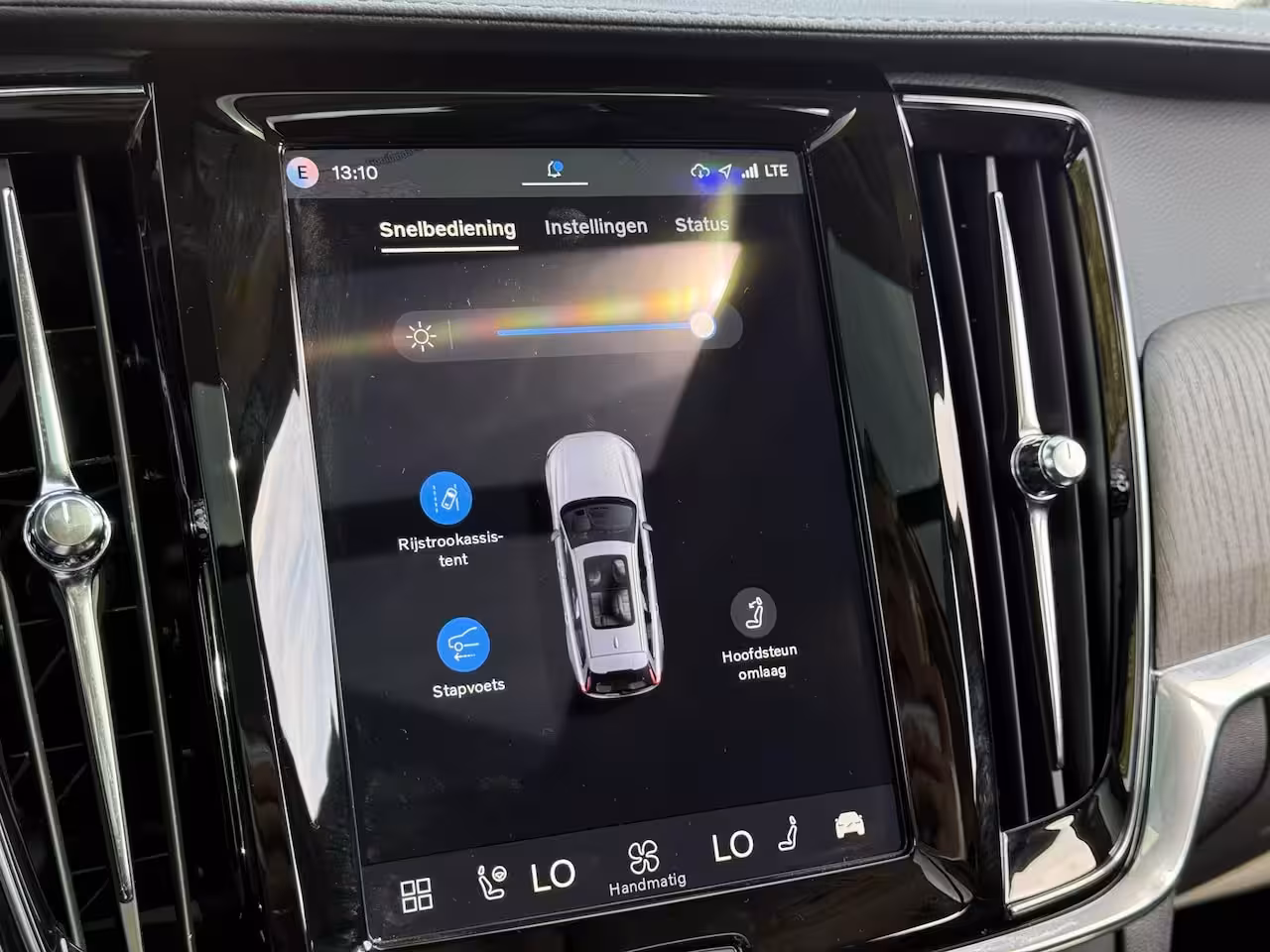 Volvo V90 T8 Plug-in hybrid AWD Ultra Dark