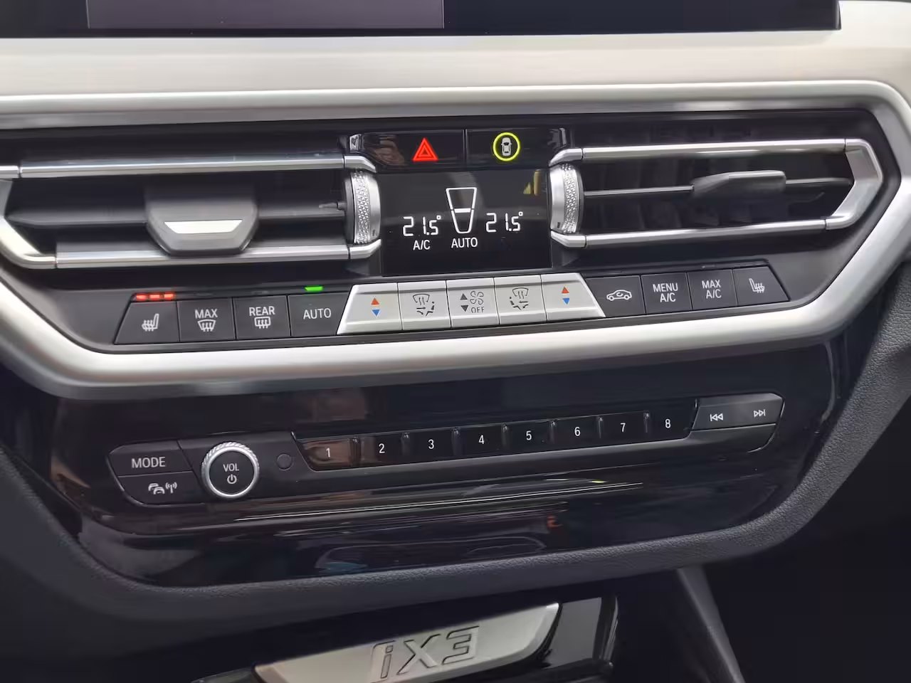 BMW iX3 High Executive M-sport 80 kWh | SoH 96.6% | Navigatie/Android/Apple Carplay | LM Velgen 20