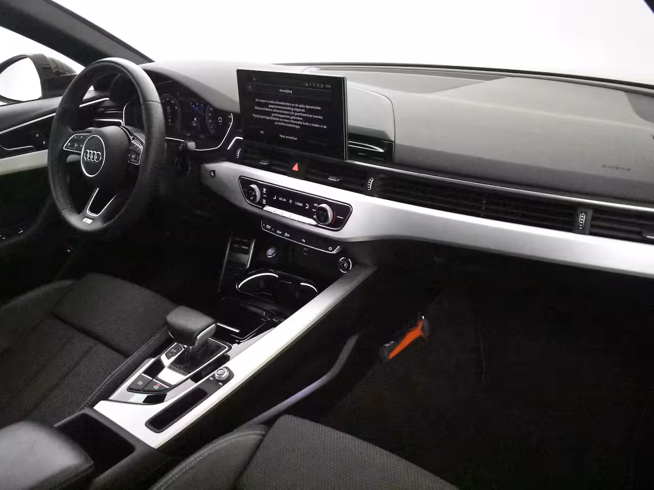 Audi A4 Limousine 35 TFSI Launch edition Sport 150PK AUTO | Cruise control adapt | Climate control | Keyless