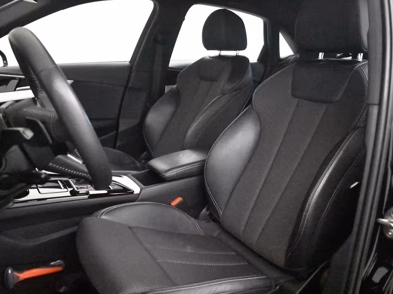 Audi A4 Limousine 35 TFSI Launch edition Sport 150PK AUTO | Cruise control adapt | Climate control | Keyless