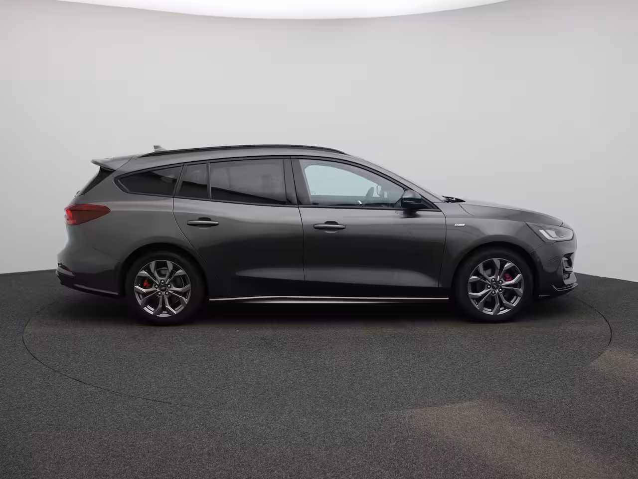Ford Focus Wagon 1.0 EcoBoost Hybrid ST Line Style | Apple Carplay/Android Auto | Winter Pakket | Camera |