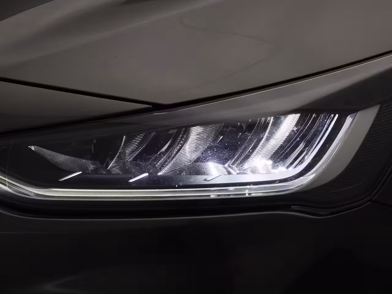 Ford Focus Wagon 1.0 EcoBoost Hybrid ST Line Style | Apple Carplay/Android Auto | Winter Pakket | Camera |