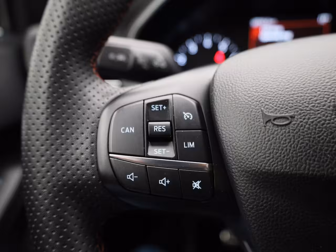 Ford Focus Wagon 1.0 EcoBoost Hybrid ST Line Style | Apple Carplay/Android Auto | Winter Pakket | Camera |