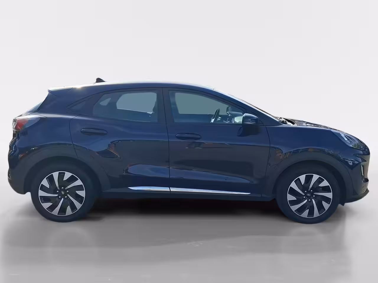 Ford Puma 1.0 EcoBoost Hybrid Titanium | Dealeronderhouden | Trekhaak afneembaar | Navigatie | Achte