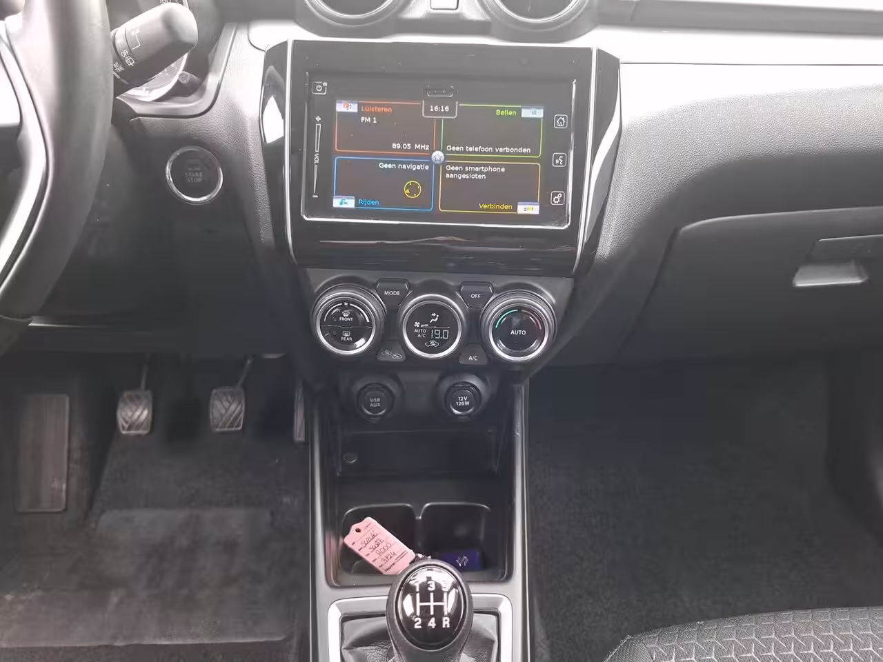 Suzuki Swift 1.2 Style Smart Hybrid | Navigatie | Hoge instap | Adaptieve cruise control | Blind spot