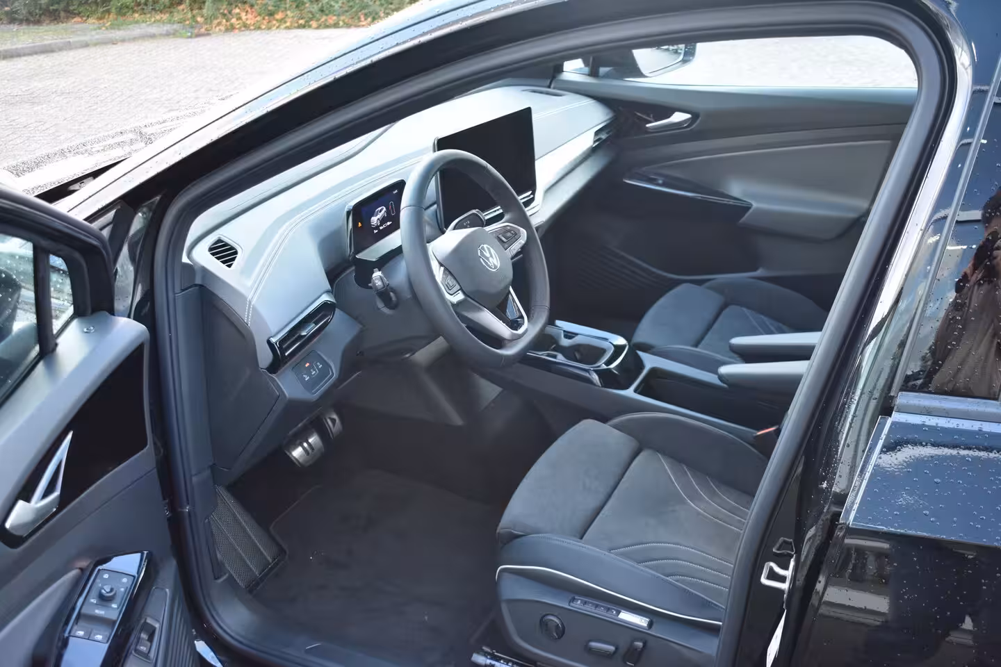 Volkswagen ID.4 Pro Limited Edition Plus | 'App-Connect' draadloze smartphone integratie | Achterbank in o