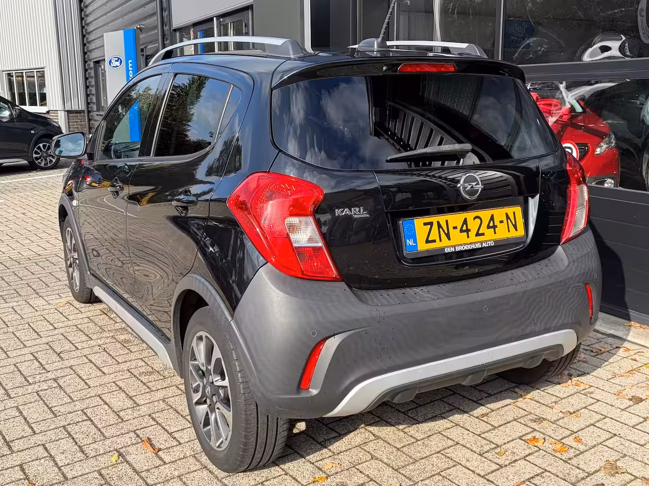Opel Karl 1.0 Rocks 75 PK Online Edition | NAVIGATIE + APPLE CARPLAY/ANDROID AUTO| PARKEERSENSOREN A