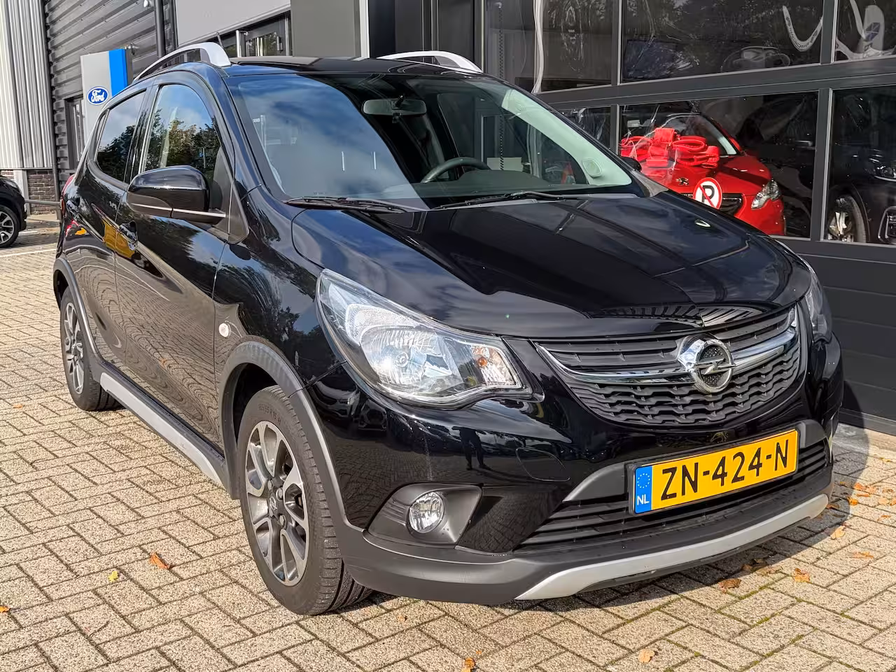 Opel Karl 1.0 Rocks 75 PK Online Edition | NAVIGATIE + APPLE CARPLAY/ANDROID AUTO| PARKEERSENSOREN A