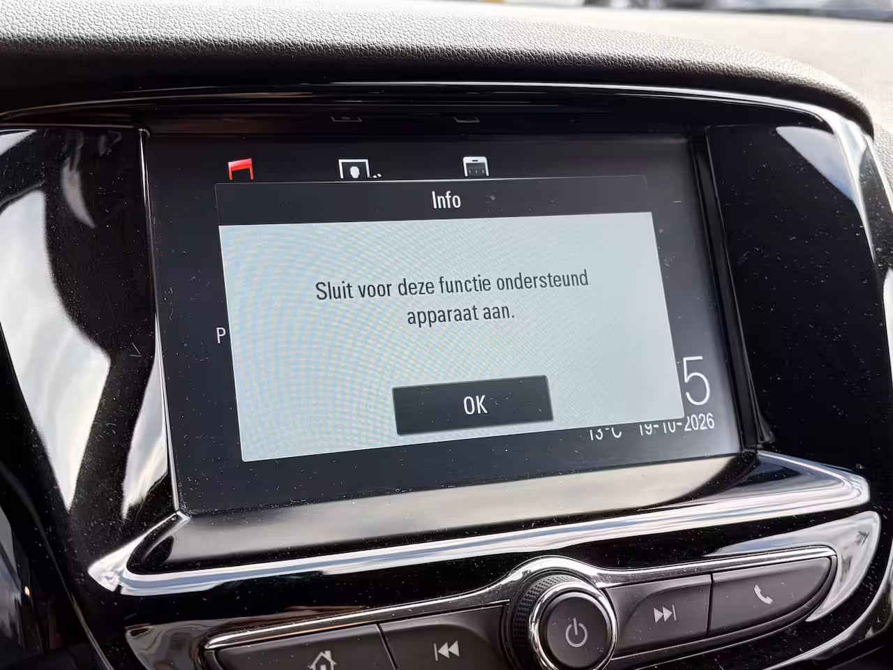 Opel Karl 1.0 Rocks 75 PK Online Edition | NAVIGATIE + APPLE CARPLAY/ANDROID AUTO| PARKEERSENSOREN A