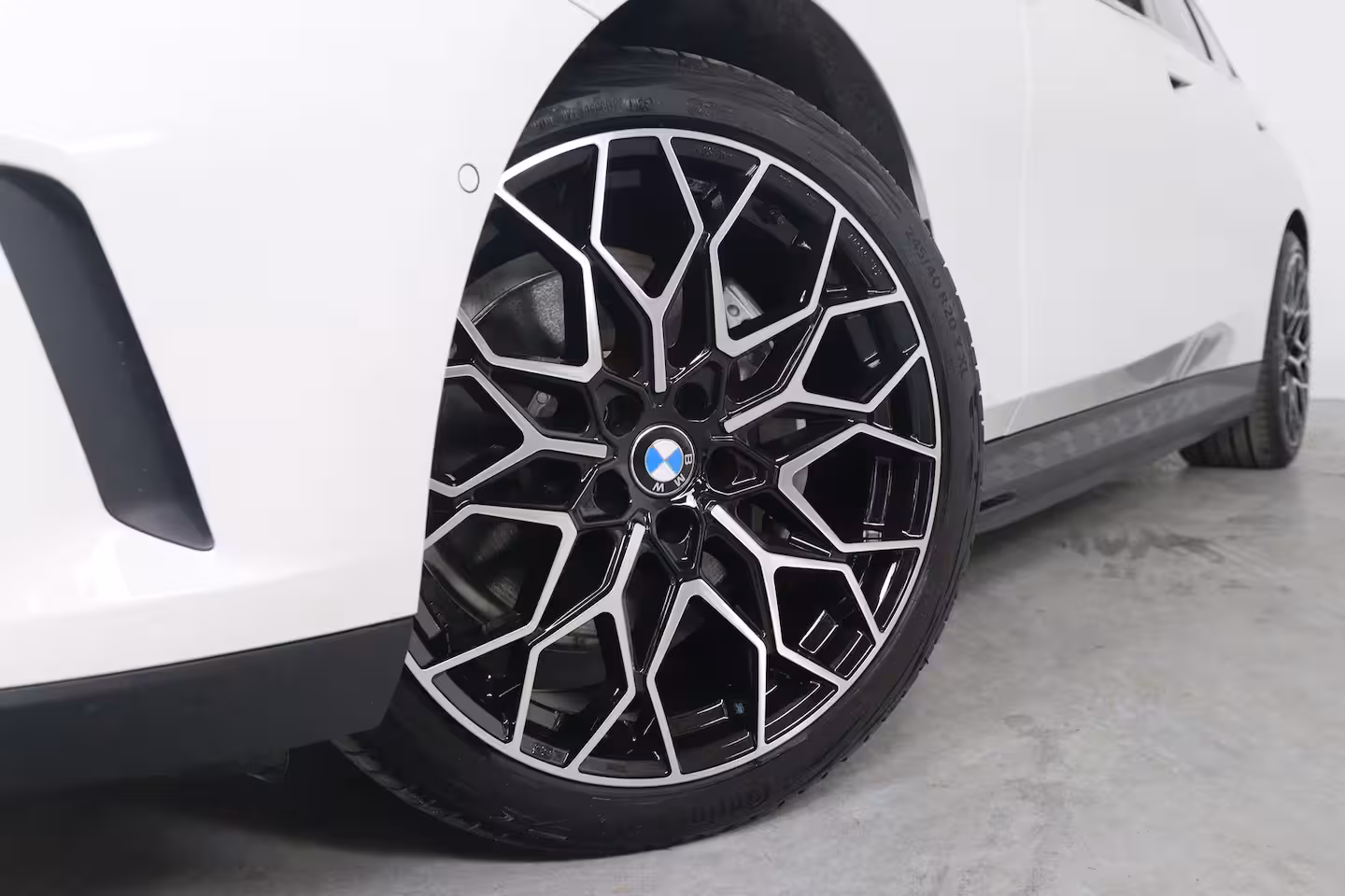 BMW i5 Touring eDrive40 84kWh | Achteruitrijcamera | Apple Carplay/Android Auto|telefoonintegratie premiu