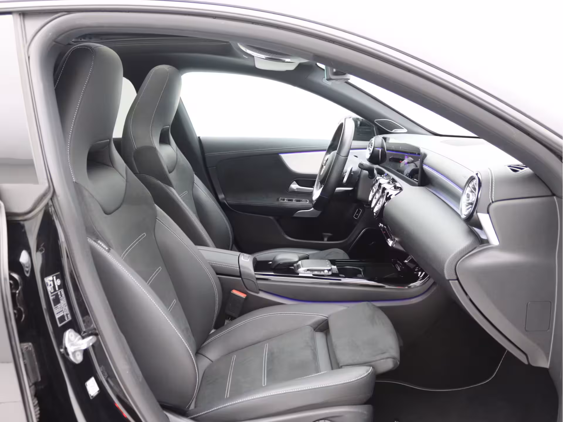 Mercedes-Benz CLA-klasse Shooting Brake 250 e AMG Pano, Distronic, Camera, Burmester