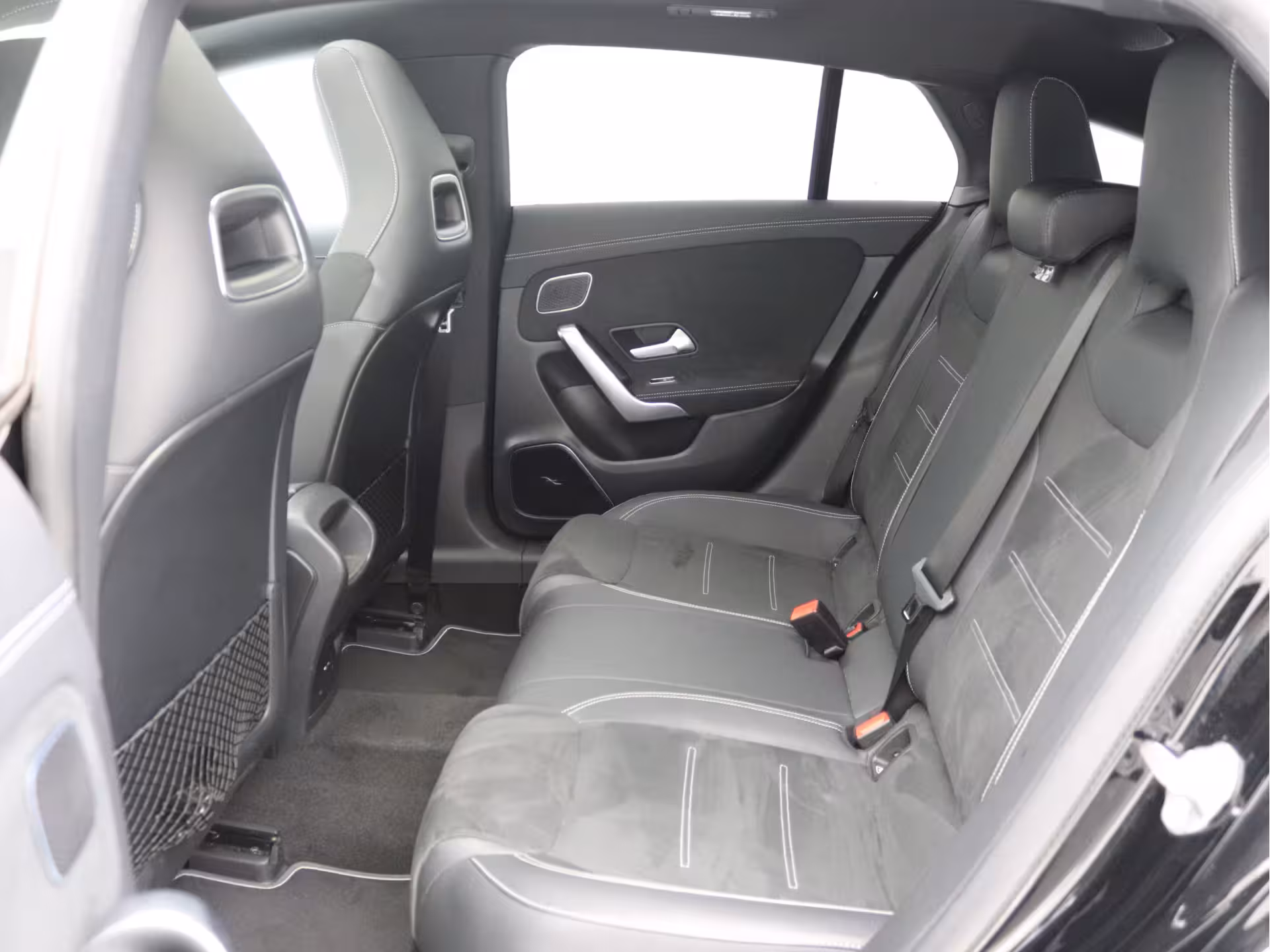 Mercedes-Benz CLA-klasse Shooting Brake 250 e AMG Pano, Distronic, Camera, Burmester