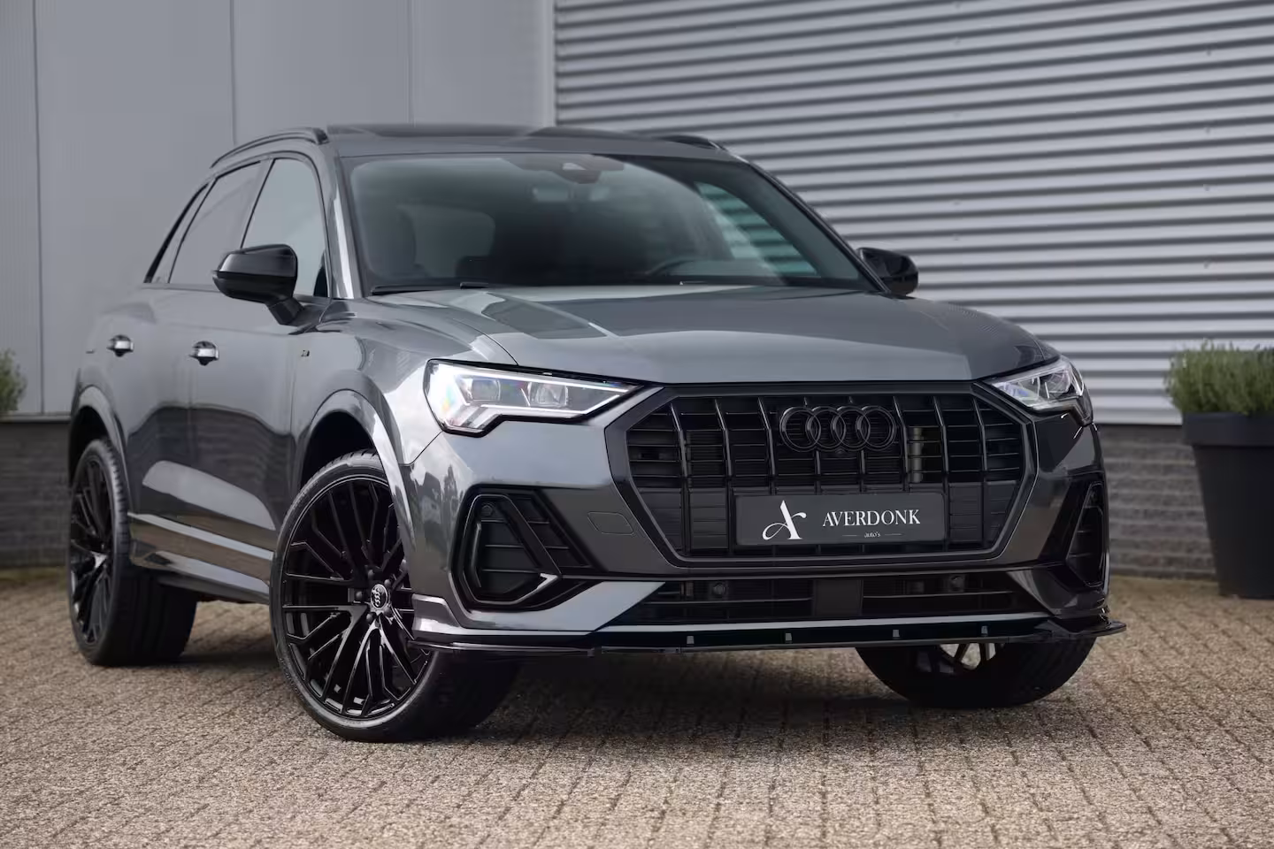 Audi Q3 45 TFSI e 245pk Competition S-Line Black Pano|360cam|Elek stoelv|Matrix|RS Q3
