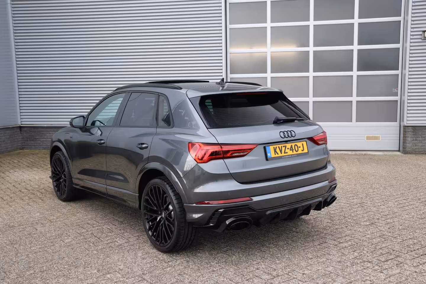 Audi Q3 45 TFSI e 245pk Competition S-Line Black Pano|360cam|Elek stoelv|Matrix|RS Q3