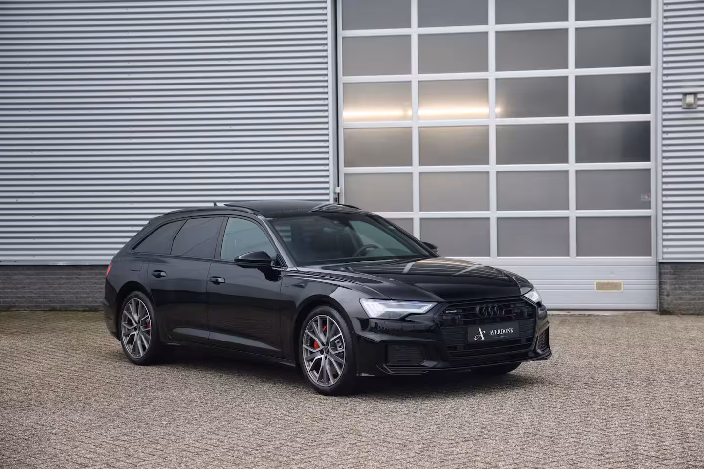 Audi A6 Avant 55 TFSI e Quattro Competition S-Line Black 367PK Pano|Trekh|HD Matrix|Memory|DLR