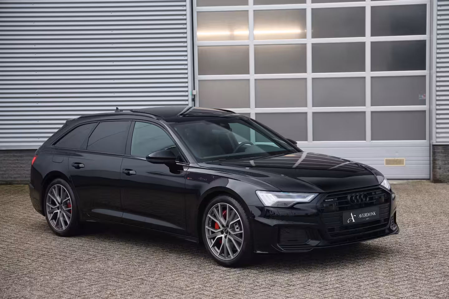 Audi A6 Avant 55 TFSI e Quattro Competition S-Line Black 367PK Pano|Trekh|HD Matrix|Memory|DLR