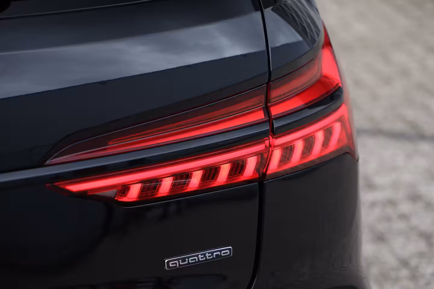 Audi A6 Avant 55 TFSI e Quattro Competition S-Line Black 367PK Pano|Trekh|HD Matrix|Memory|DLR