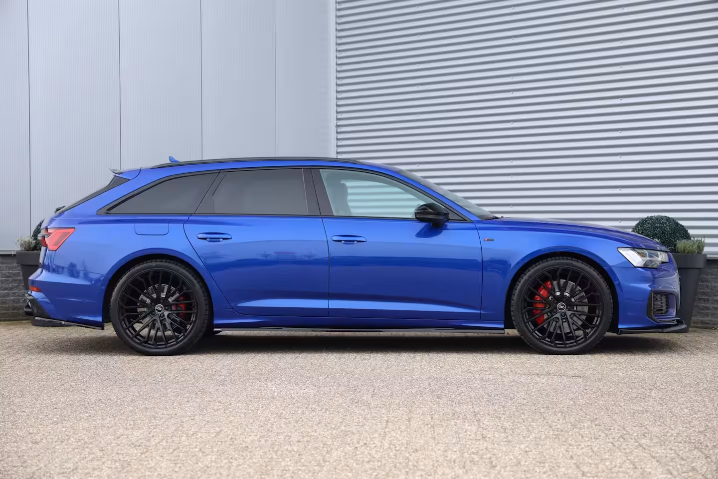 Audi A6 Avant 55 TFSI e Quattro Competition S-Line 367PK Trekhaak|Matrix|360Cam|B&O|HUD