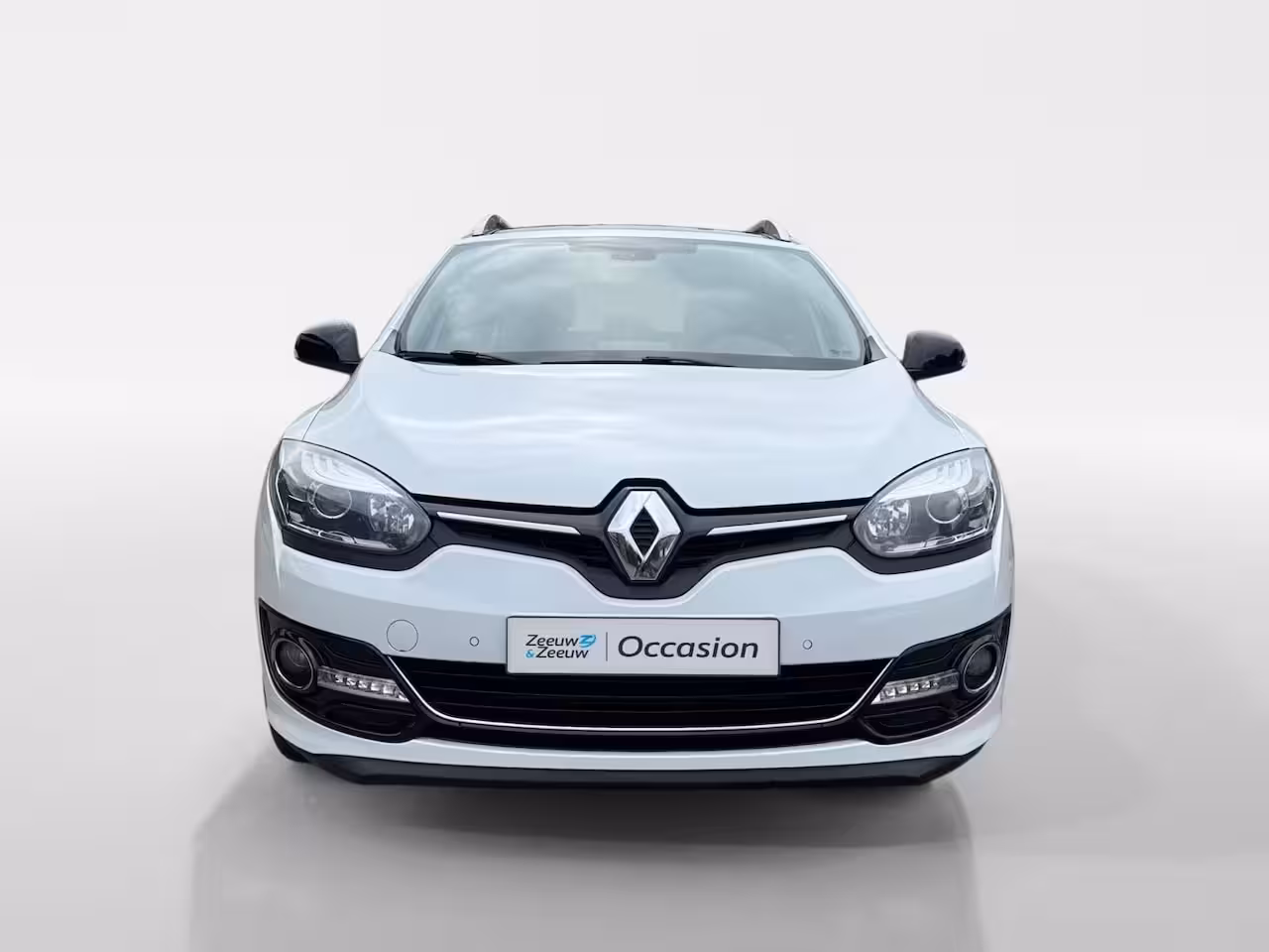 Renault Mégane Estate 1.2 TCe Bose | Automaat | Panoramadak | Trekhaak | Bose Sound | Half Leder bekleding | 12