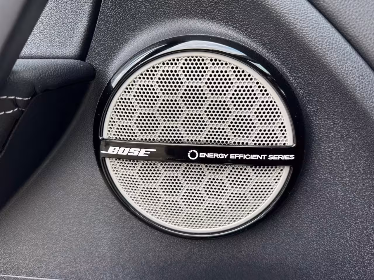 Renault Mégane Estate 1.2 TCe Bose | Automaat | Panoramadak | Trekhaak | Bose Sound | Half Leder bekleding | 12