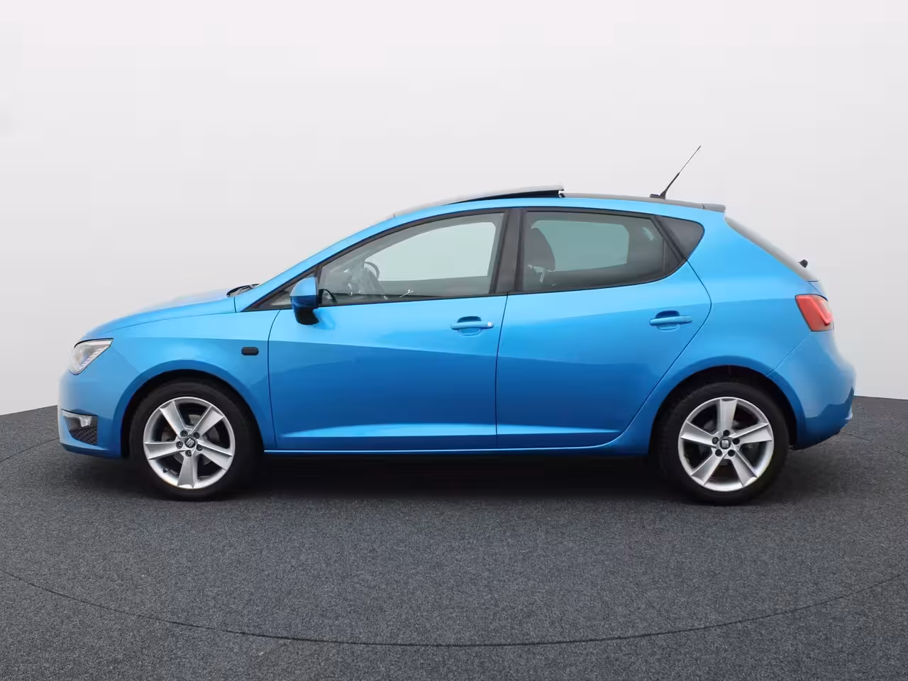 Seat Ibiza 1.0 EcoTSI FR Connect | Navi | Pano | Apple / Android Auto | LMV | PDC | Stoelverwarming |
