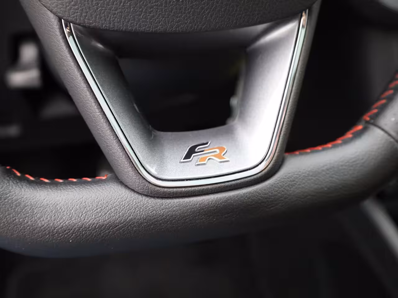 Seat Ibiza 1.0 EcoTSI FR Connect | Navi | Pano | Apple / Android Auto | LMV | PDC | Stoelverwarming |